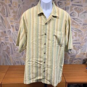 TOMMY BAHAMA 💯 Silk Short Sleeve Button Down Shirt RELAX